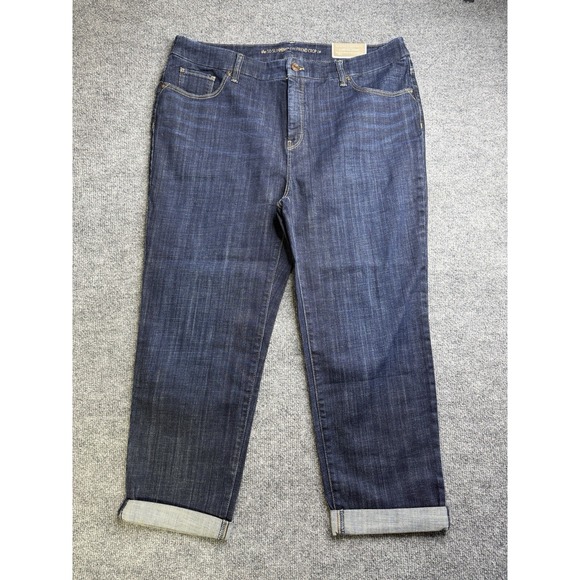 Chico's Denim - So Slimming By Chico's Women's Dark Wash Girlfriend Crop Blue Jeans Size 3 (XL)